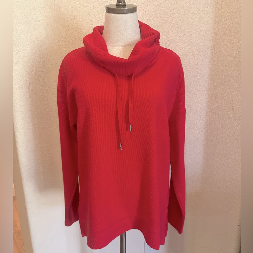 Banana Republic poppy pink Eco Pullover- M